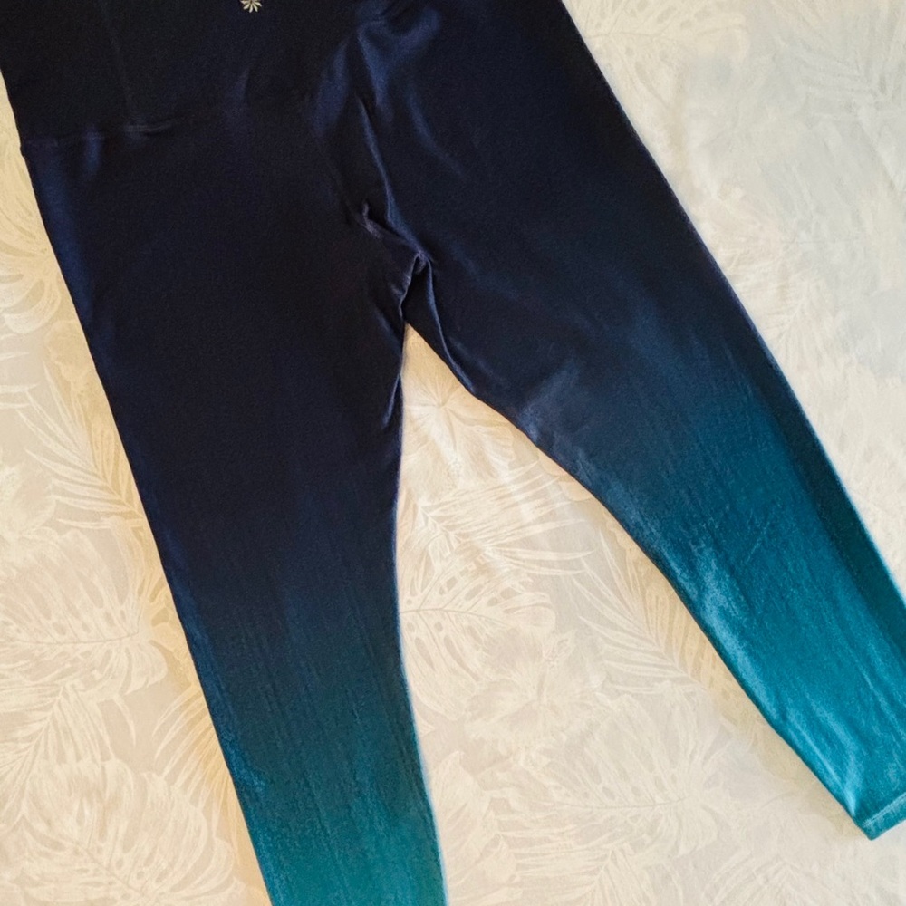 ATHLETA ELATION 7/8 Leggings - Picture 3 of 4